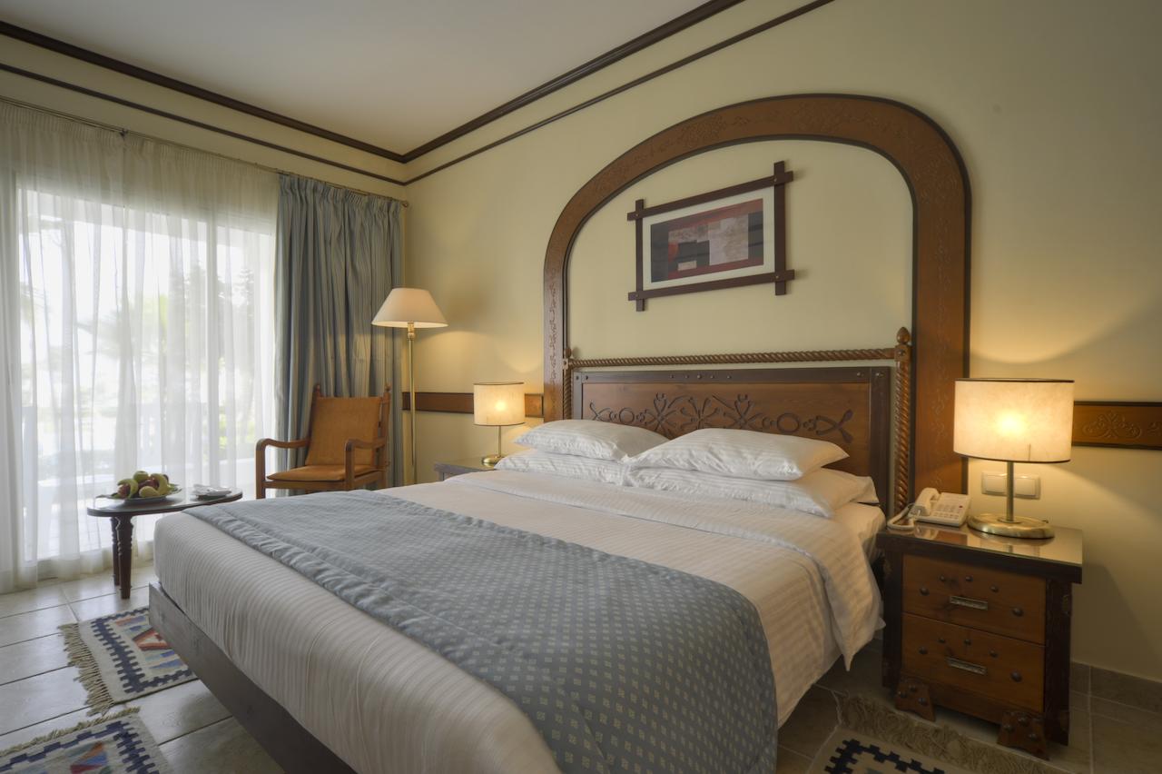 Melton Tiran Resort