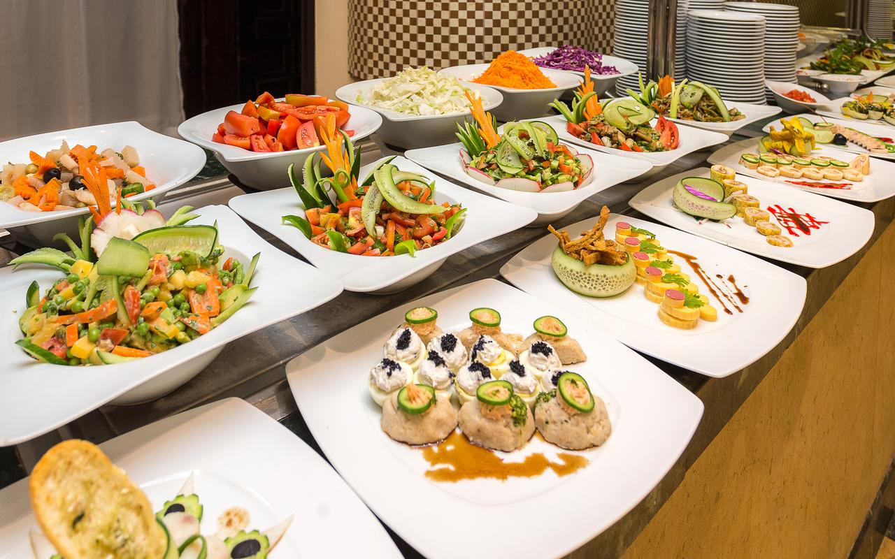 Hawaii Riviera Aqua Park Resort