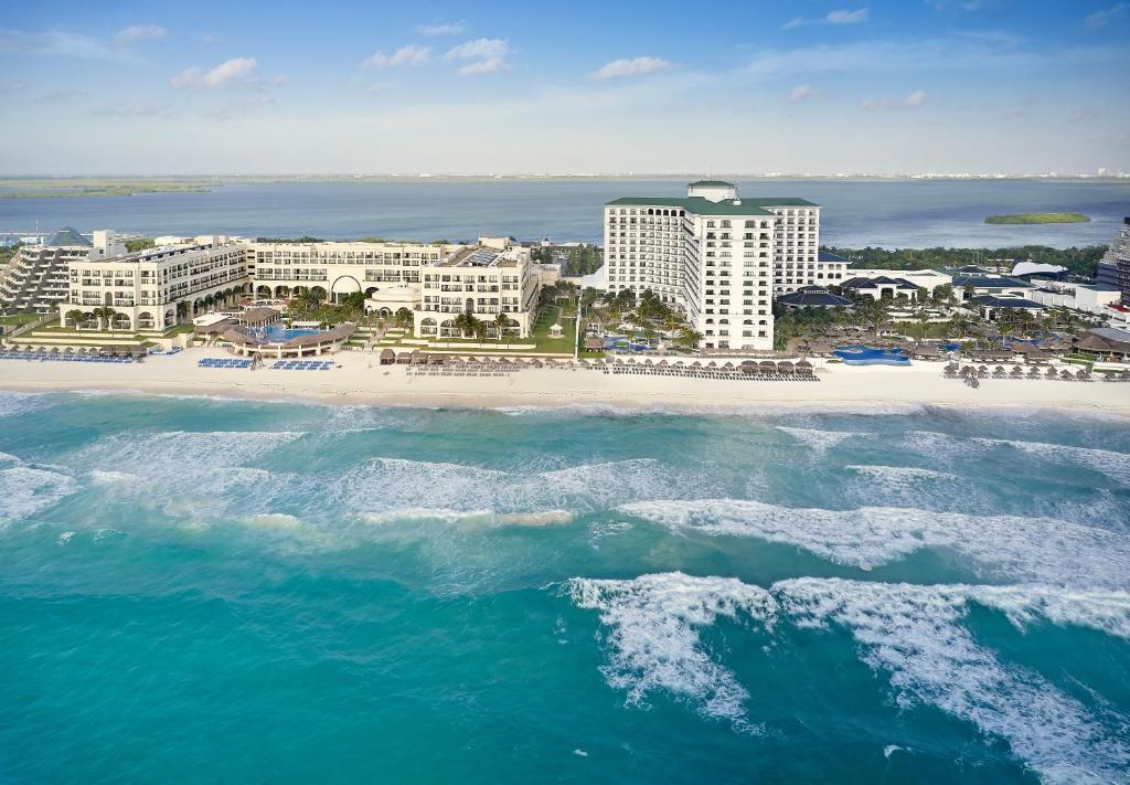 JW Marriott Cancun Resort & Spa