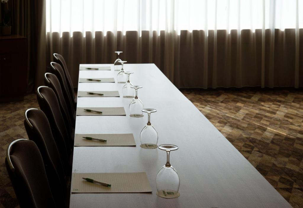 Holiday Inn Athens - Airport