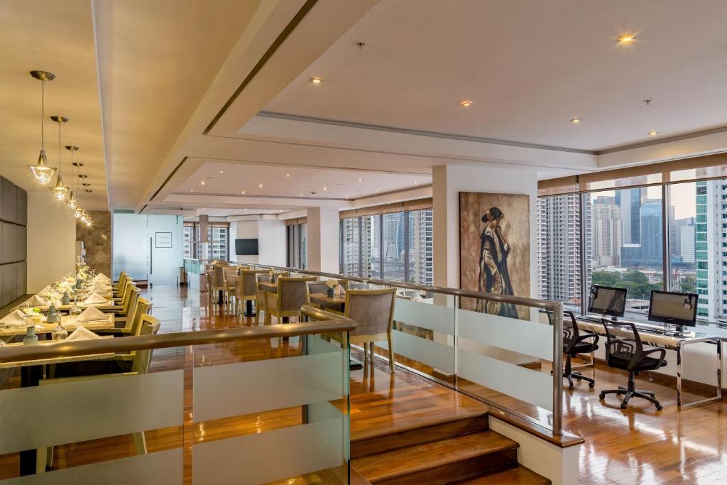Sheraton Grand Panama