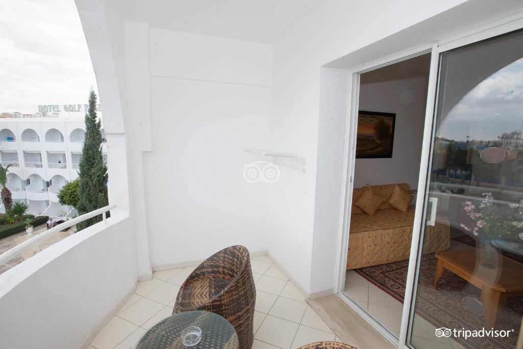 Golf Residence