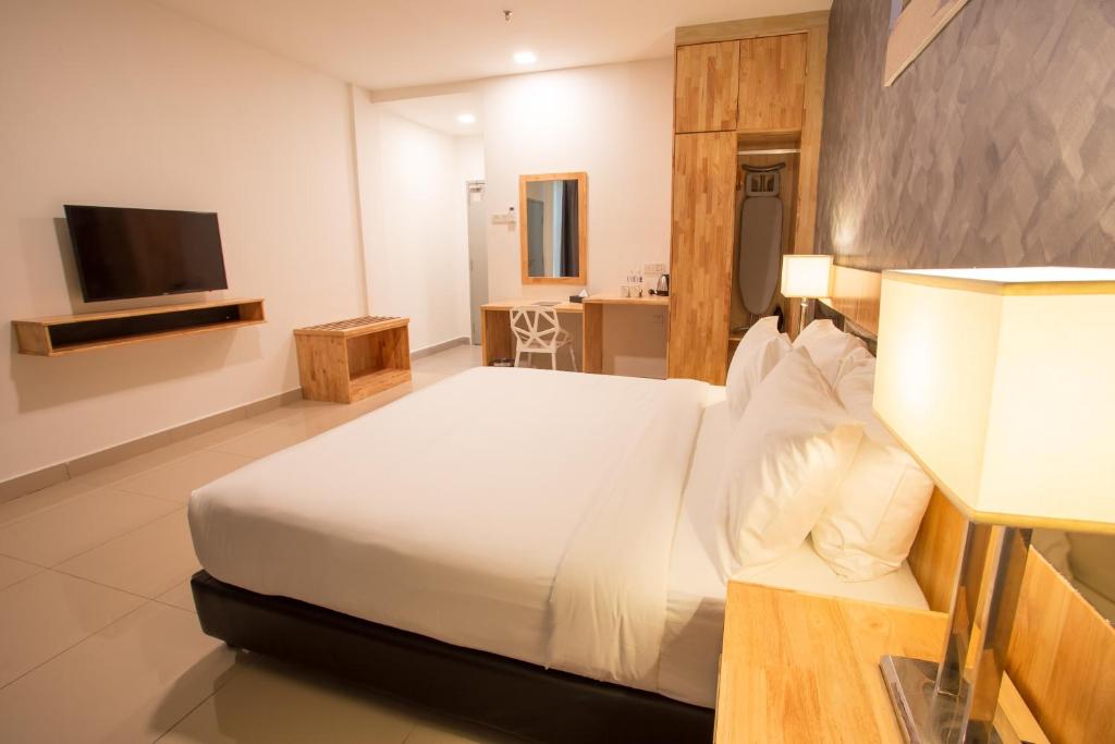 dal travel Adya Hotel Chenang
