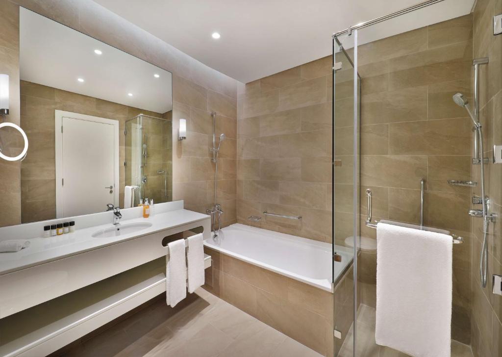 dal travel Aleph Doha Residences, Curio Collection by Hilton