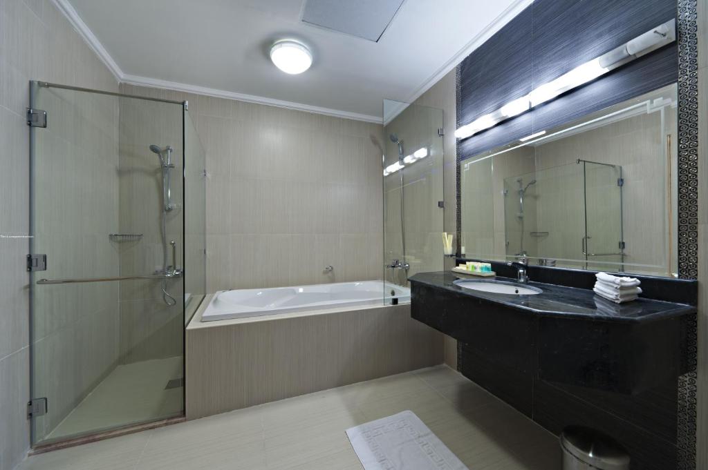 dal travel Magnum Hotel & Suites West Bay