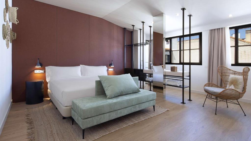 dal travel Atocha Hotel Madrid, Tapestry Collection by Hilton