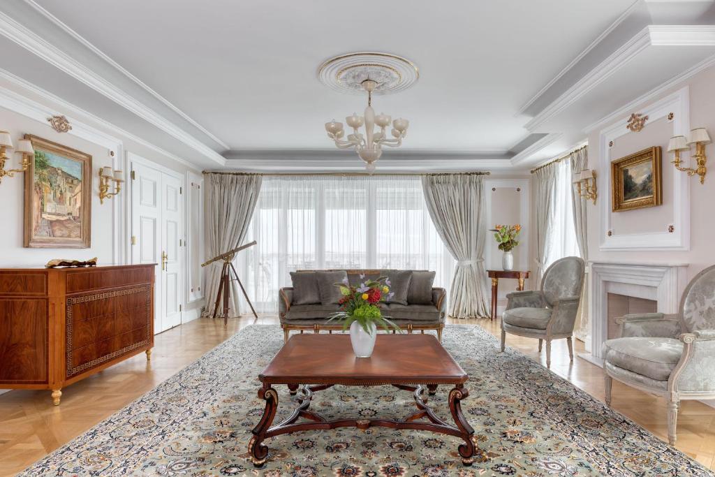 King George, a Luxury Collection Hotel, Athens