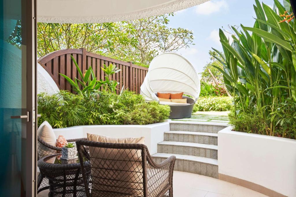 dal travel Shangri-La Singapore