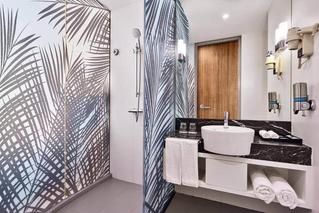 dal travel Holiday Inn Express Singapore Orchard Road