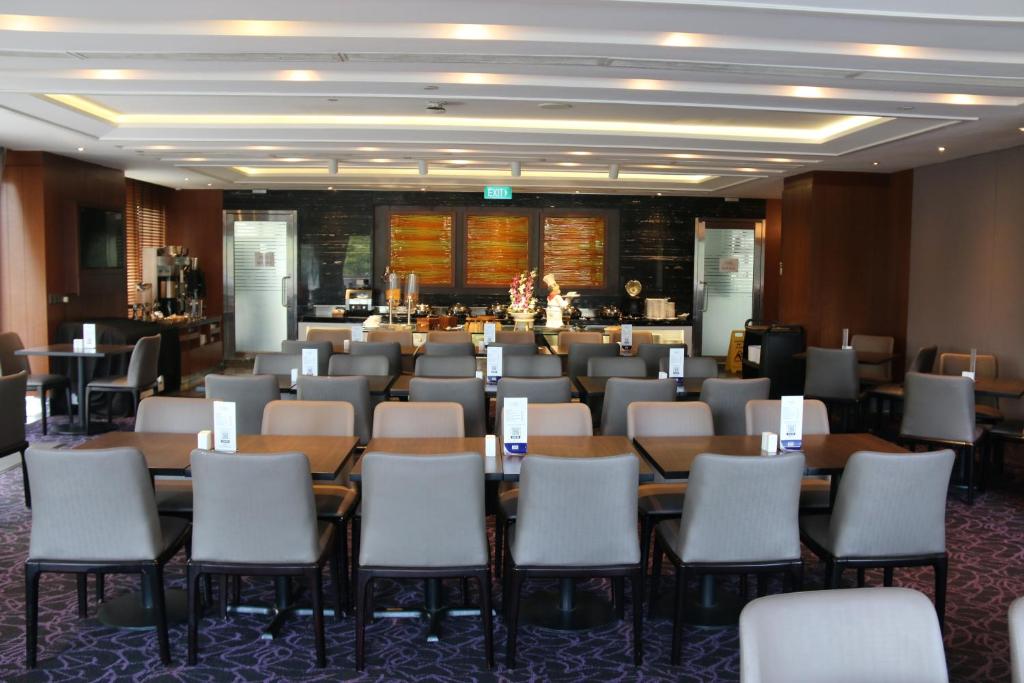 dal travel Aqueen Hotel Paya Lebar