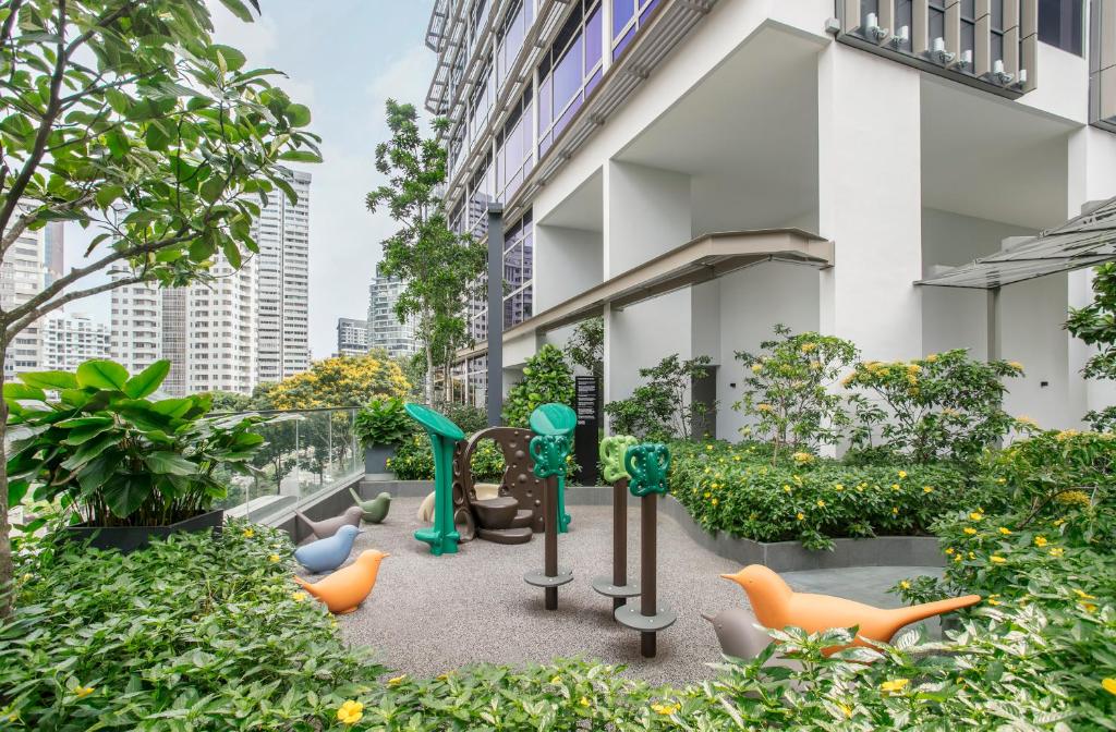 dal travel Ascott Orchard Singapore