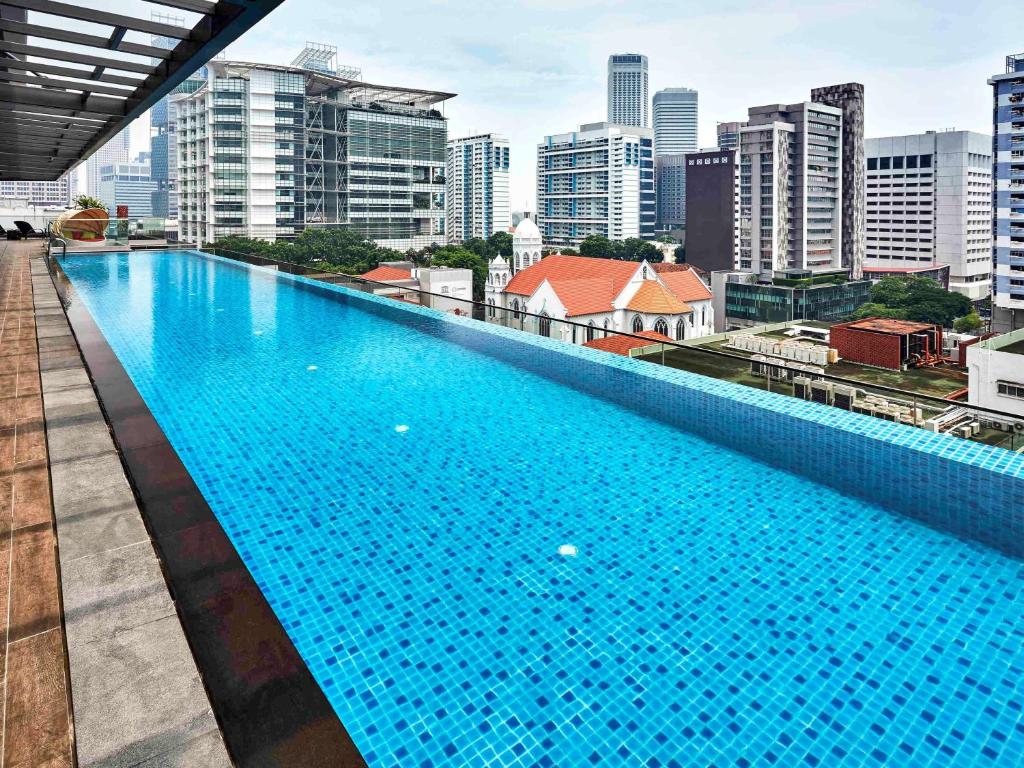dal travel Mercure Singapore Bugis