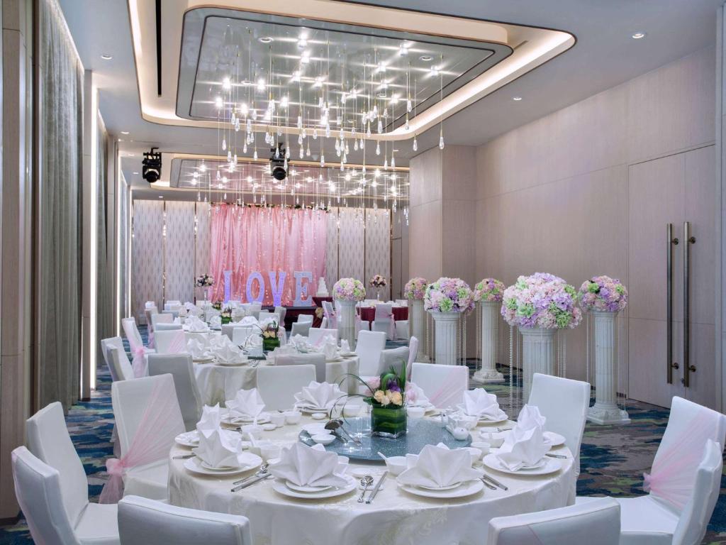 dal travel Mercure Singapore Bugis