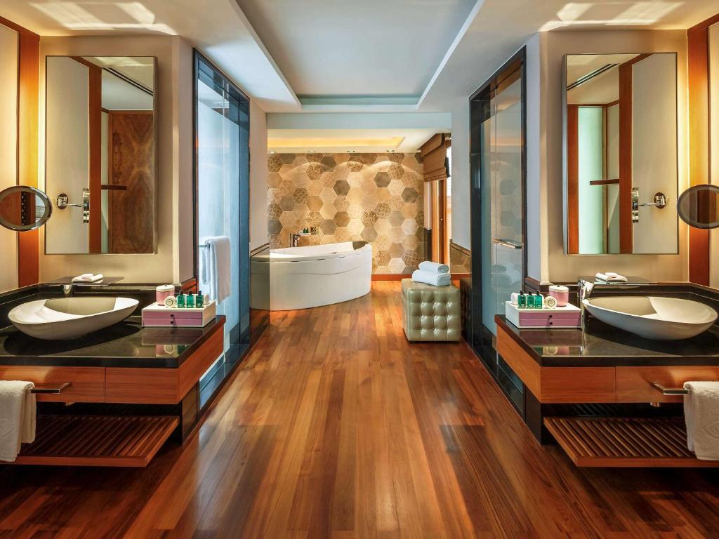 dal travel Sofitel Singapore Sentosa Resort & Spa