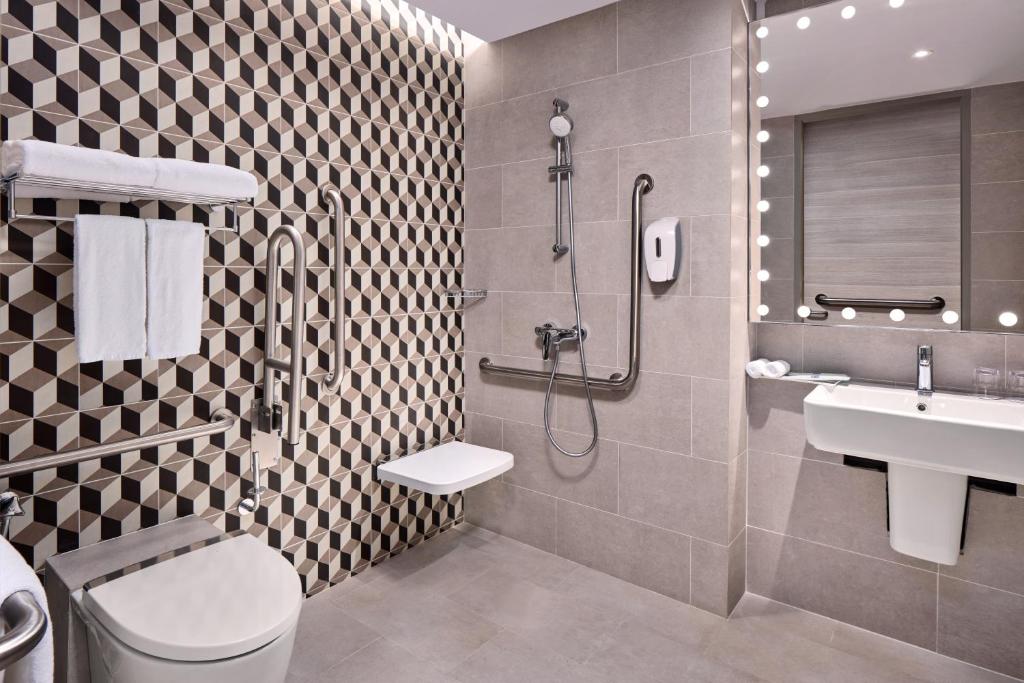 dal travel Holiday Inn Express Singapore Serangoon