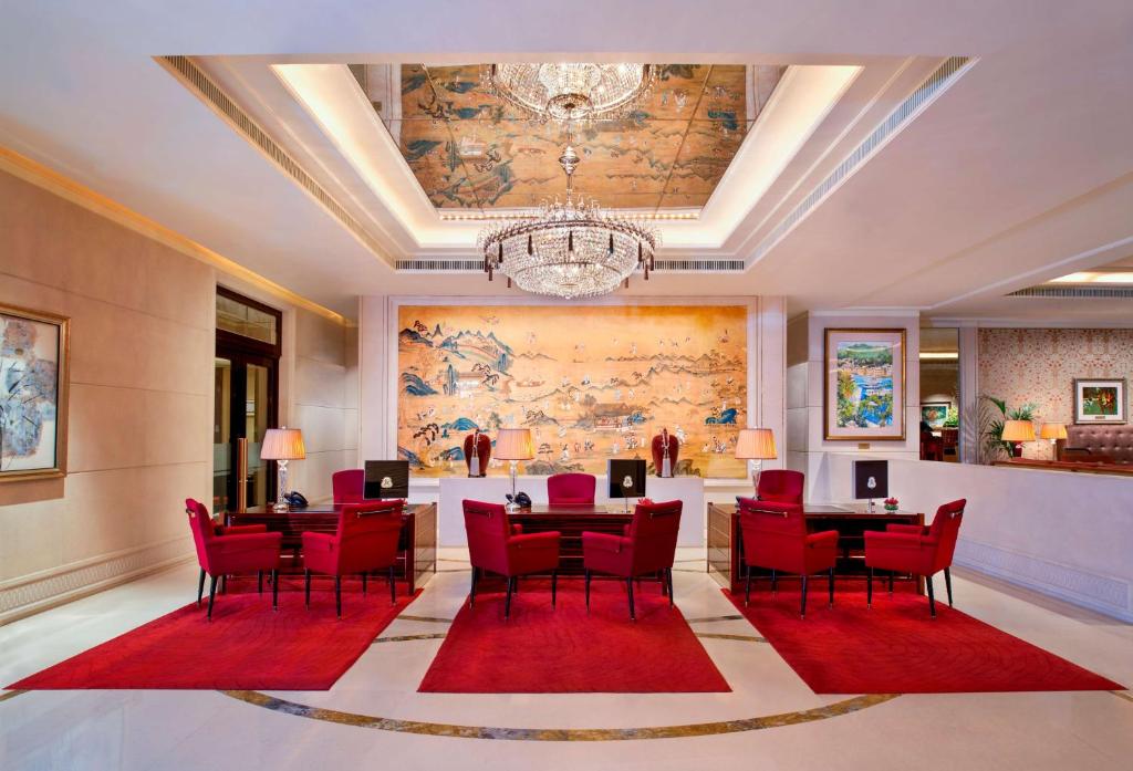 dal travel The St. Regis Singapore