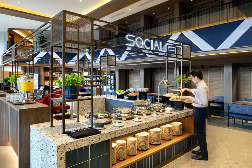 dal travel Travelodge Harbourfront Singapore