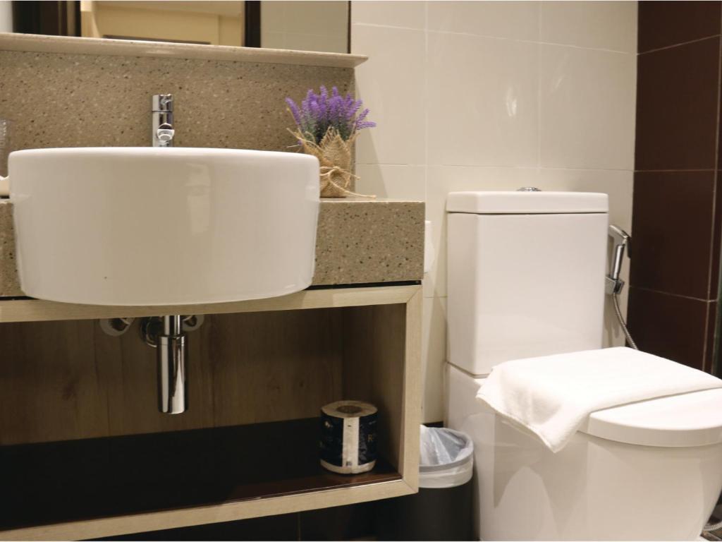 dal travel Aqueen Prestige Hotel Lavender