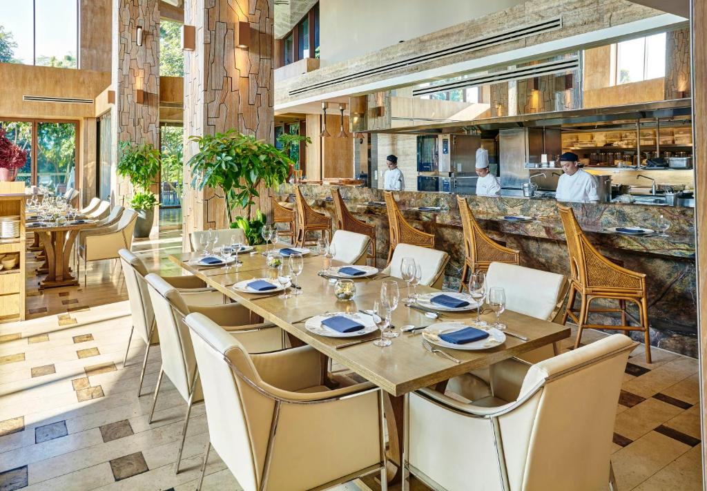 dal travel Equarius by Resorts World Sentosa