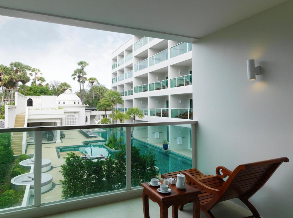 Chanalai Romantica Resort - Adults Only
