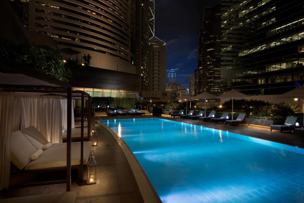 dal travel Conrad Hong Kong