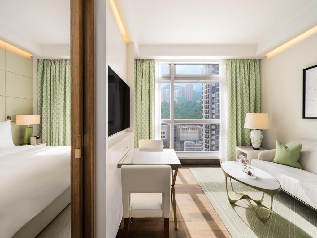 dal travel Lanson Place Causeway Bay, Hong Kong