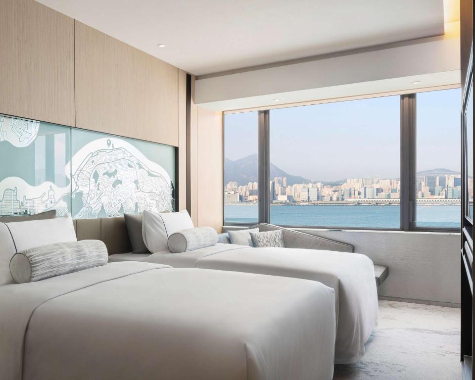 dal travel Hyatt Centric Victoria Harbour Hong Kong