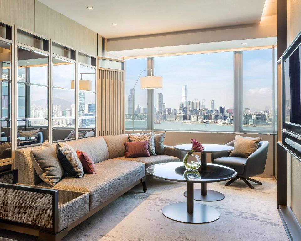 dal travel Hyatt Centric Victoria Harbour Hong Kong