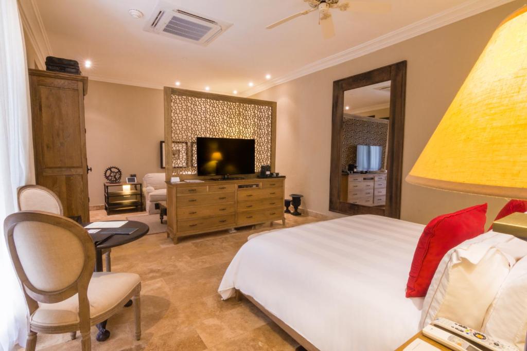 dal travel Bastión Luxury Hotel