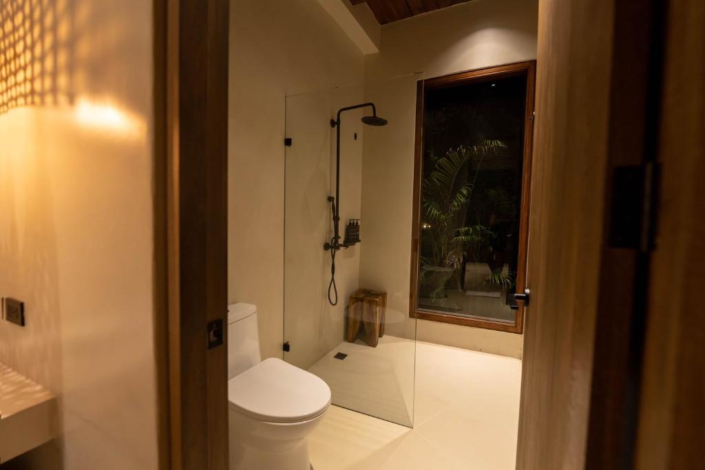 dal travel Makani Luxury Wanderlust