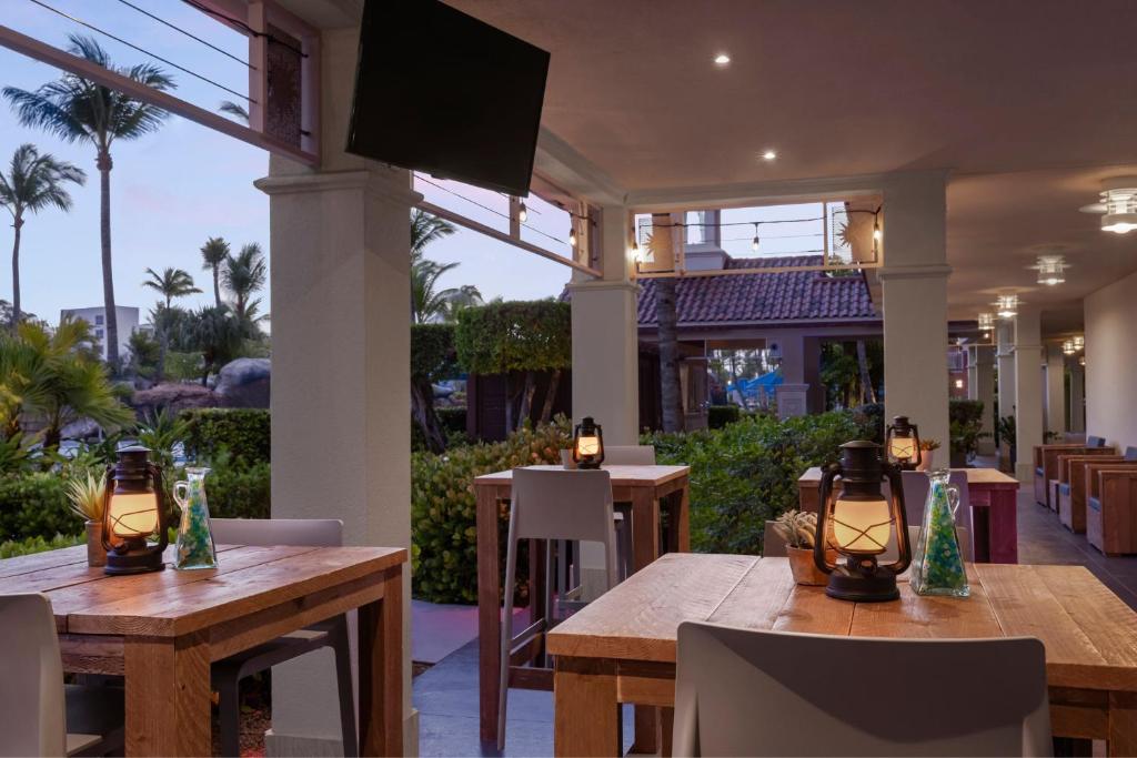dal travel Marriott's Aruba Surf Club
