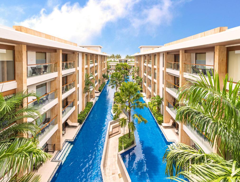 dal travel Henann Crystal Sands Resort