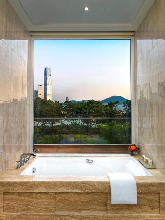 dal travel The Olympian Hong Kong