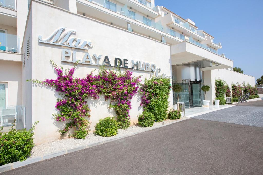 Mar Hotels Playa De Muro Suites