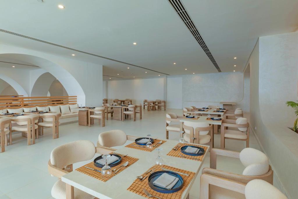 POSH CLUB SUNRISE WHITE HILLS -SHARM EL SHEIKH