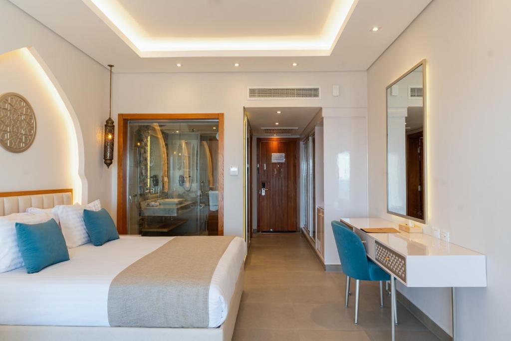 POSH CLUB SUNRISE REMAL BEACH