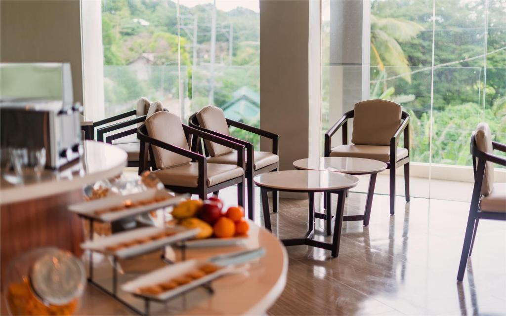 dal travel Canyon Hotels & Resorts Boracay