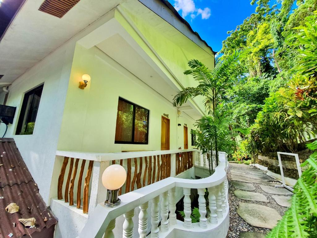 dal travel CocoLoco Boracay Beach Resort