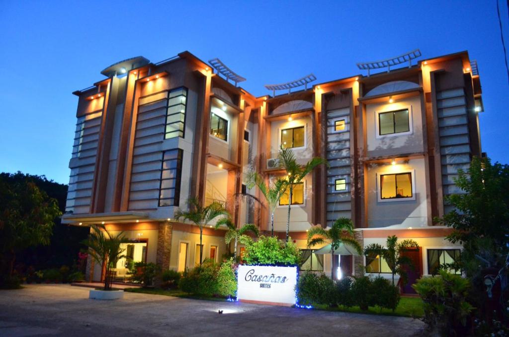 Hotel Casanas Suites