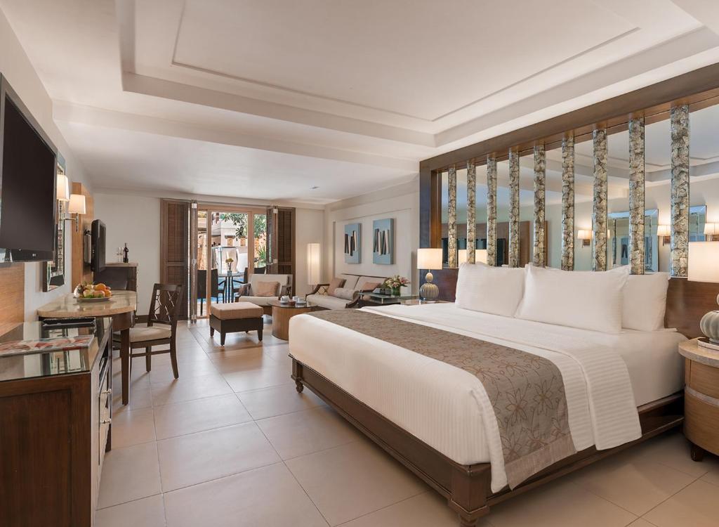 dal travel Henann Regency Resort & Spa