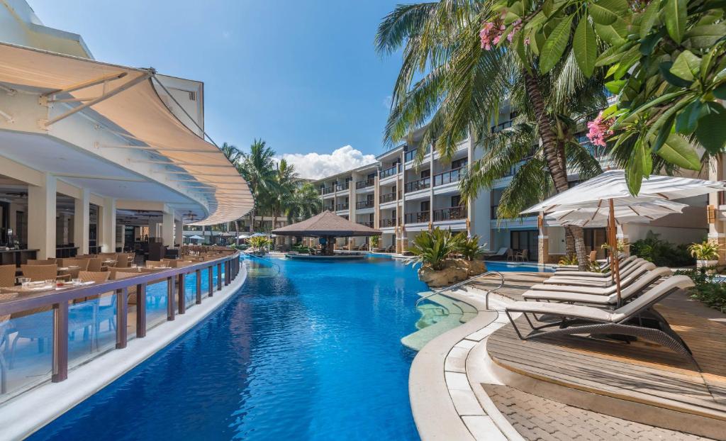 dal travel Henann Lagoon Resort