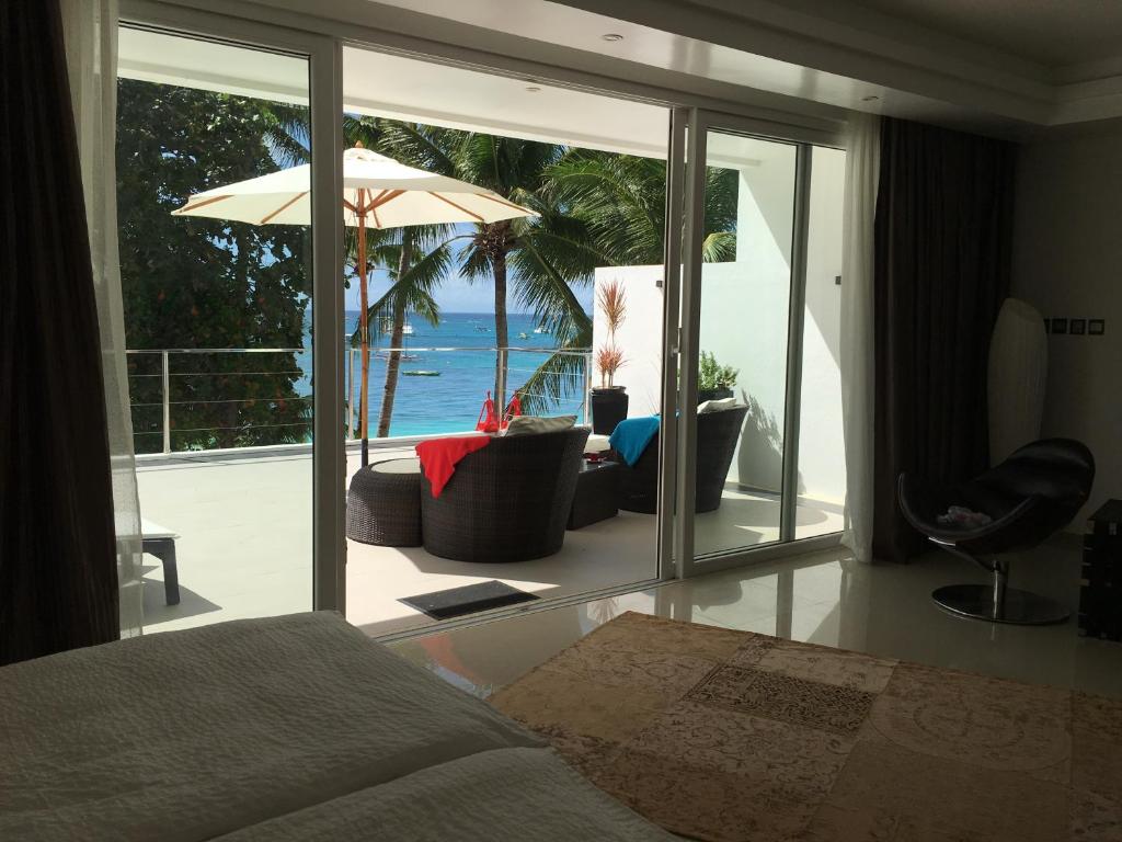 dal travel Sundown Beach Studios