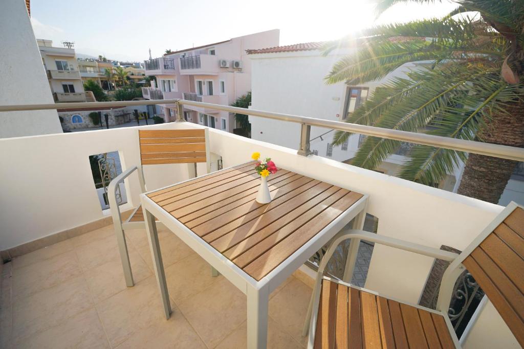 Flamingos Hotel Apartments