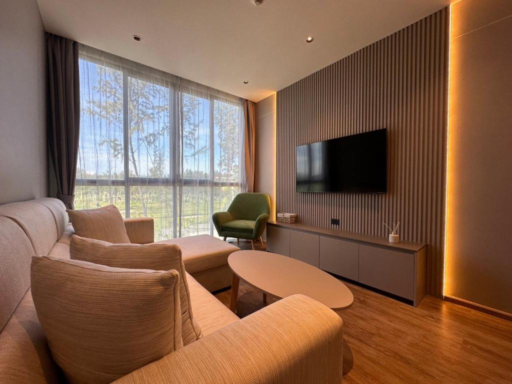 La Green Hotel & Residence