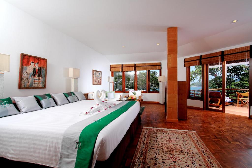 Mom Tri's Villa Royale - SHA Plus