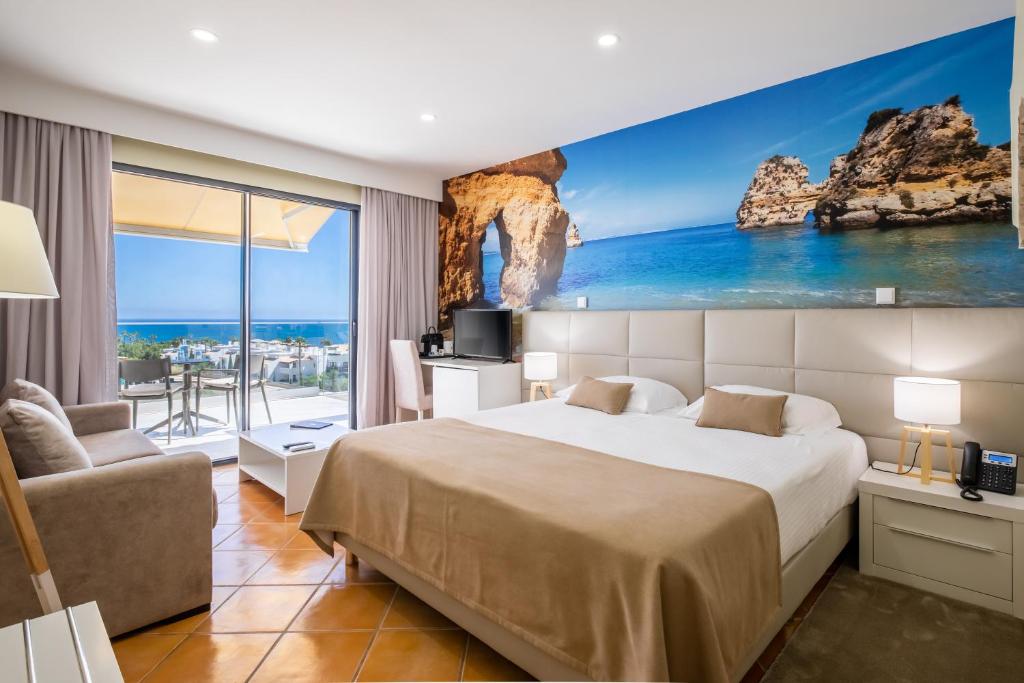 dal travel Lagos Atlantic Hotel