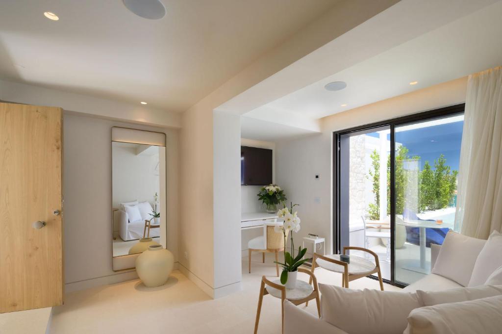 dal travel The Island Concept Luxury Boutique