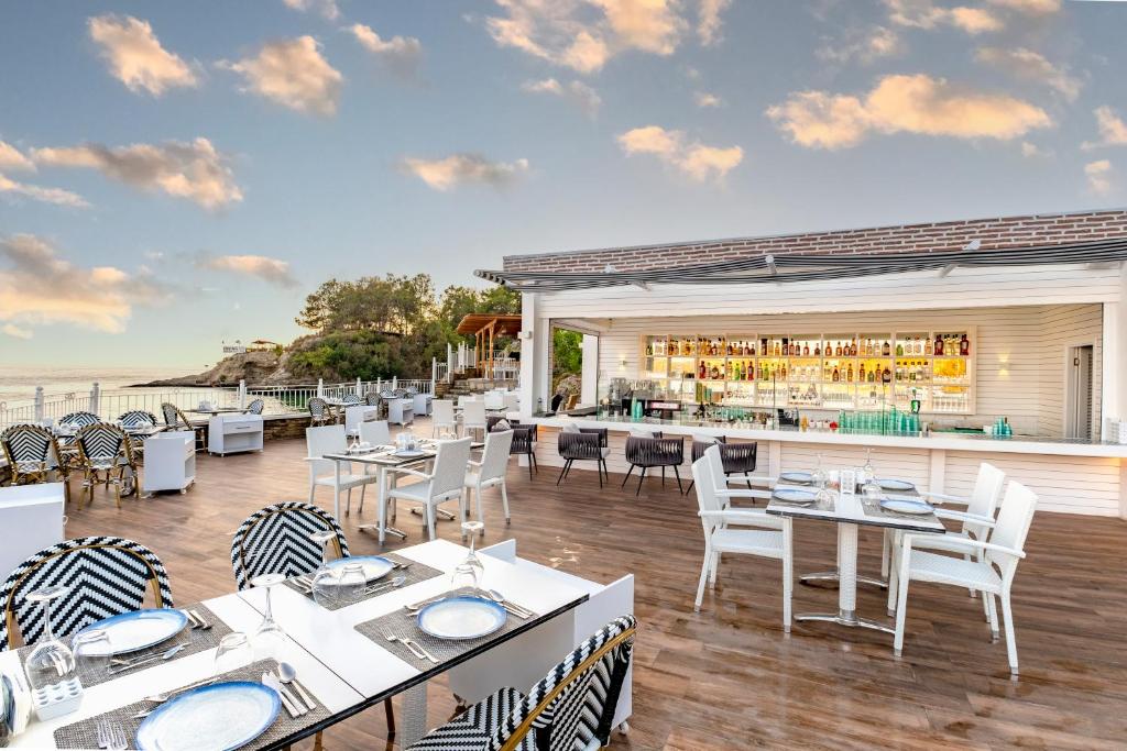 Utopia Beach Club