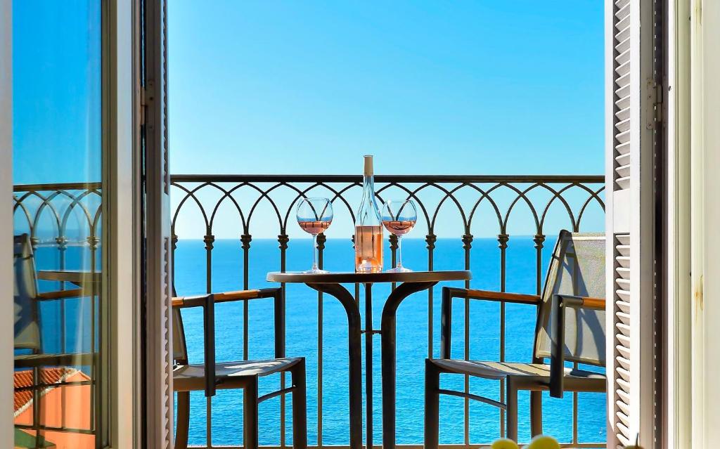 dal travel Hôtel La Pérouse Nice Baie des Anges