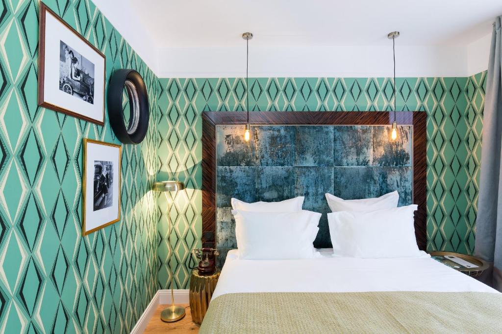 dal travel The Jay Hotel by HappyCulture